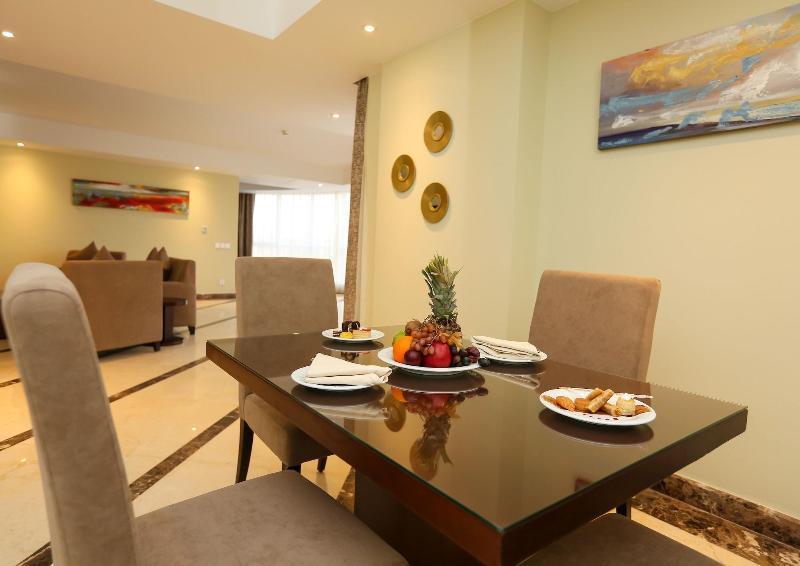 Tolip El Forsan Hotel Ismailia Luaran gambar A dining room