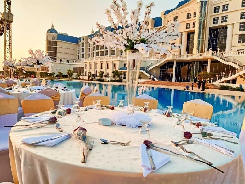 Tolip El Forsan Hotel Ismailia Luaran gambar Wedding reception at the poolside